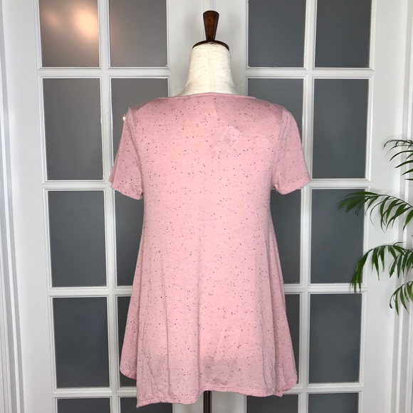 NWT Women’s sz M Blu-Pepper Blush Short Sleeve Top - Picture 3 of 8